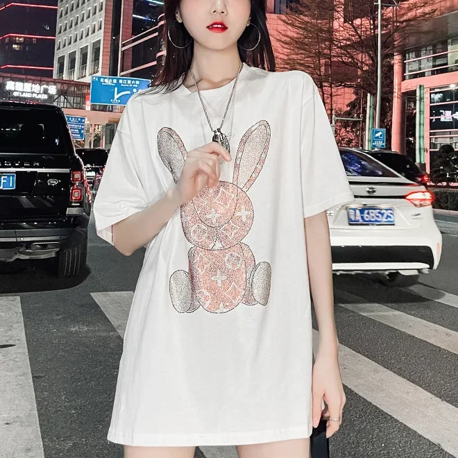 Embroidery Shirt - 여성용 여름 캐주얼 티셔츠: 다이아몬드 카툰