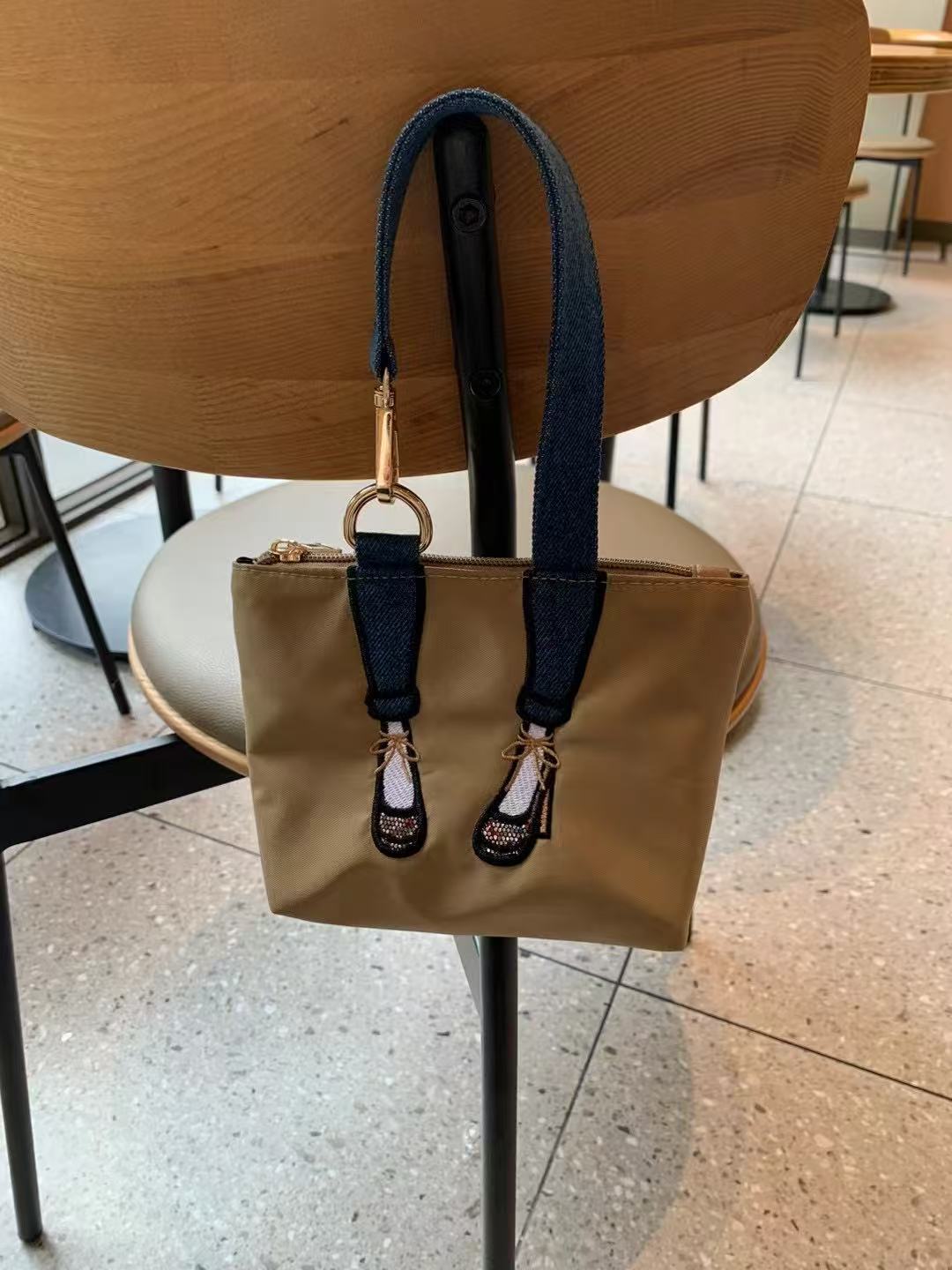 패션 자수 제로 월렛 방수 나일론 패브릭 가방 여성용  - Embroidery Bag 리뷰 및 가격