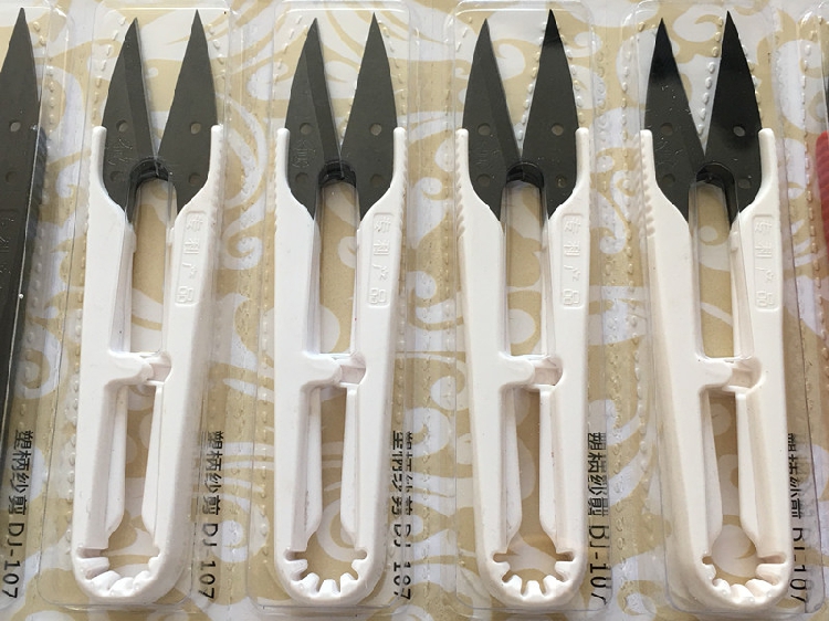 다지 플라스틱 손잡이 가위 소형 가위 의류 실 끝 가위 - Embroidery Scissors Small 리뷰 및 가격