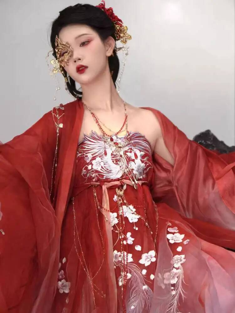 한복을 입은 여성들, 화려한 자수가 들어간 고급스러운  - Embroidery Cotton 리뷰 및 가격